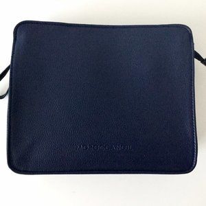Navy Zipped Pouch